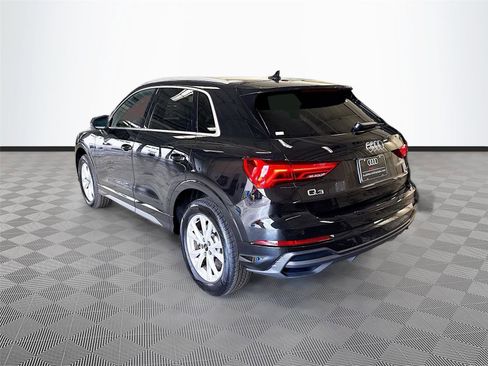 Used 2025 Audi Q3 2.0T Premium w/ Convenience Package AWD/4WD image 5