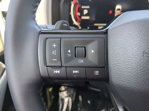 Certified 2025 Nissan Rogue SL w/ SL Premium Package FWD image 25