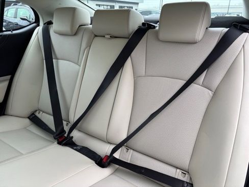 Used 2023 Lexus ES 350 w/ Premium Package image 22