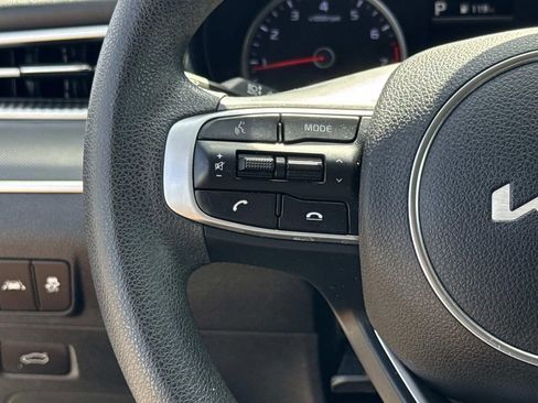 Used 2022 Kia K5 LX FWD image 28