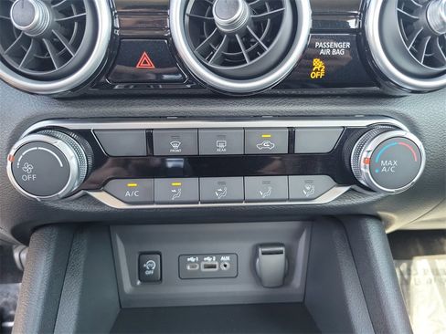 Certified 2024 Nissan Sentra SV w/ Lighting Package image 12