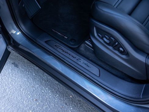 New 2026 Porsche Cayenne Turbo image 42