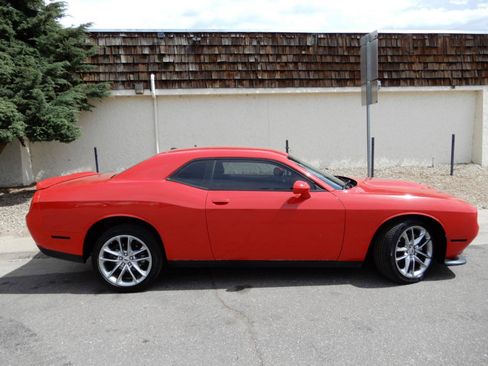 Used 2022 Dodge Challenger GT AWD/4WD image 4