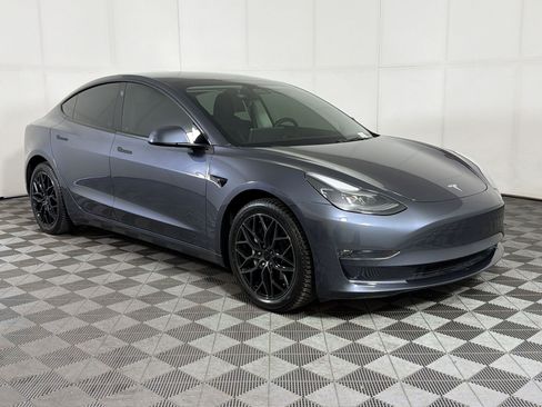 Used 2023 Tesla Model 3 Long Range AWD/4WD image 7