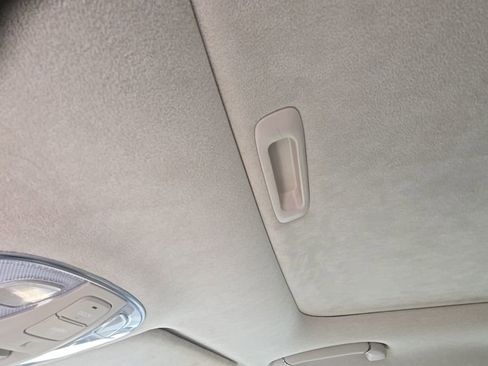 Used 2016 Hyundai Equus Signature RWD image 4