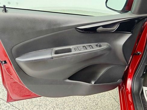 Used 2022 Chevrolet Spark LT FWD image 10