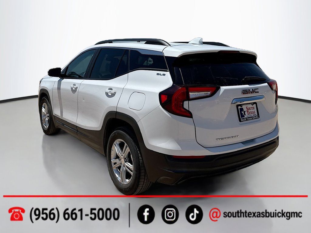 Used 2022 GMC Terrain SLE w/ Driver Convenience Package FWD image 6