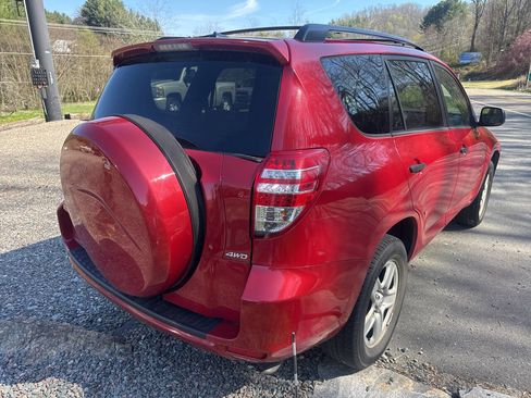 Used 2010 Toyota RAV4 4WD image 5