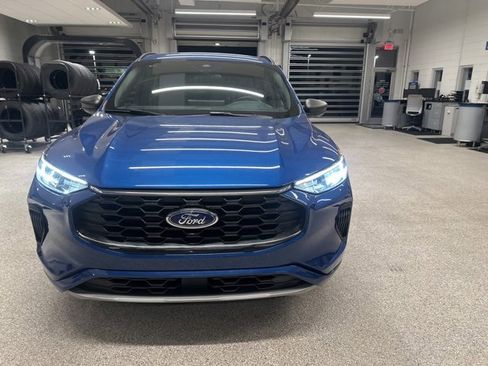 Used 2023 Ford Escape ST-Line w/ Tech Pack #1 image 2