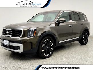 Used 2025 Kia Telluride SX w/ SX Captain's Chair Package AWD/4WD video 1