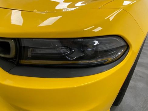 Used 2017 Dodge Charger R/T Scat Pack w/ Dynamics Package RWD image 11