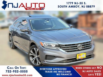 Used 2022 Volkswagen Passat 2.0T SE