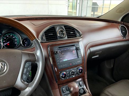 Used 2014 Buick Enclave Leather w/ Trailering Provision Package FWD image 9