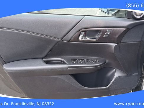 Used 2014 Honda Accord EX-L image 17
