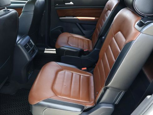 Used 2022 Volkswagen Atlas SEL Premium AWD/4WD image 22