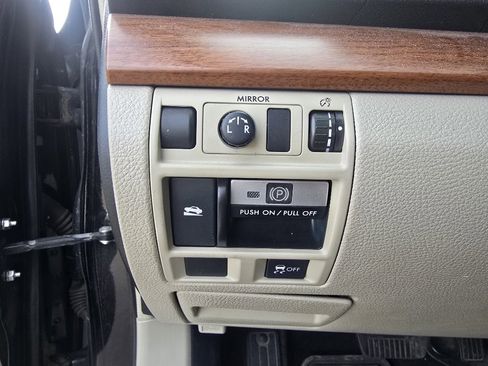 Used 2014 Subaru Outback 3.6R Limited image 16