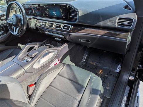 Certified 2022 Mercedes-Benz GLS 450 4MATIC image 24
