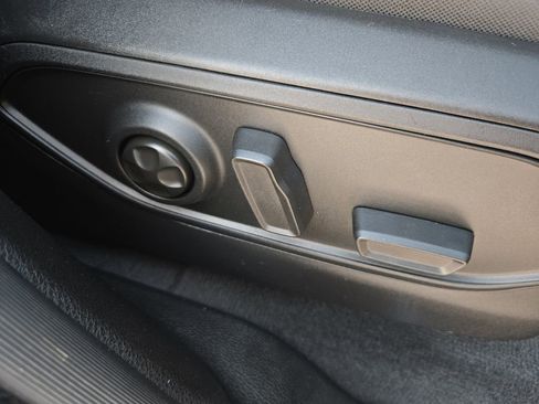 Used 2023 Jeep Grand Cherokee Limited w/ Luxury Tech Group II image 29