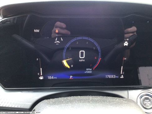 Used 2025 Chevrolet Trax ACTIV w/ Driver Confidence Package FWD image 8