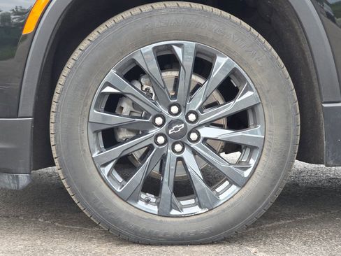 Used 2023 Chevrolet Traverse RS AWD/4WD image 10