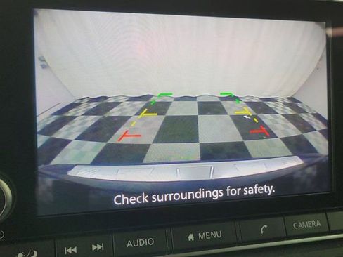 Used 2025 Nissan Rogue SV FWD image 28