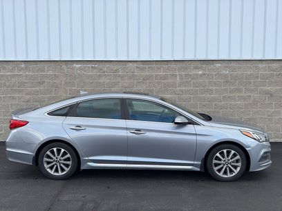 Used 2017 Hyundai Sonata Limited w/ Tech Package 03