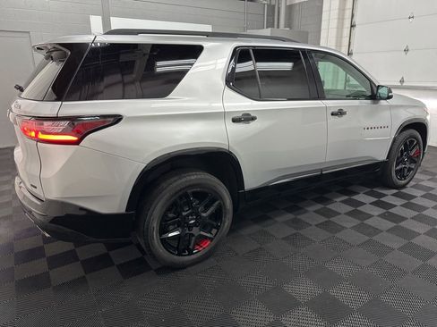 Used 2021 Chevrolet Traverse Premier w/ Redline Edition image 10