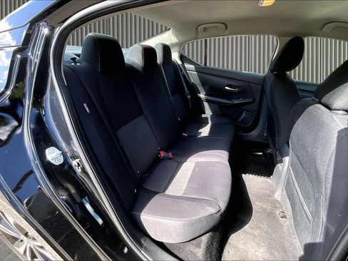 Used 2023 Nissan Sentra SV FWD image 28