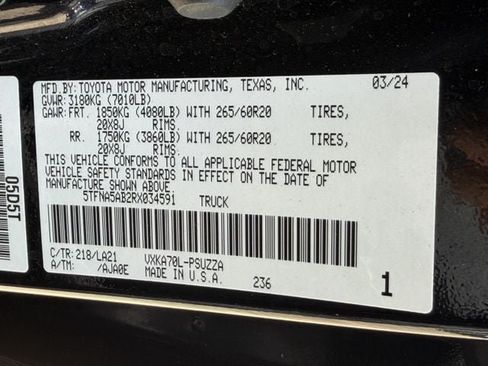 Used 2024 Toyota Tundra Platinum RWD image 28
