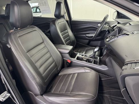 Used 2018 Ford Escape Titanium AWD/4WD image 27