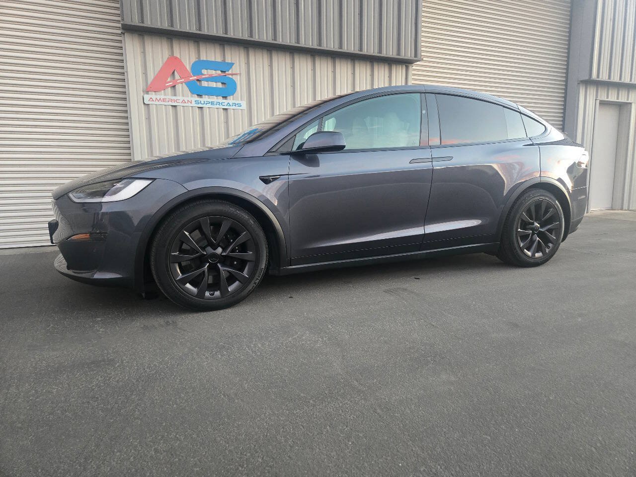 Used 2023 Tesla Model X AWD/4WD image 3