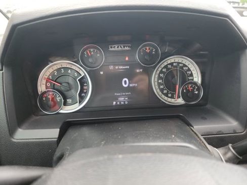Used 2016 RAM 2500 Laramie w/ Convenience Group AWD/4WD image 14