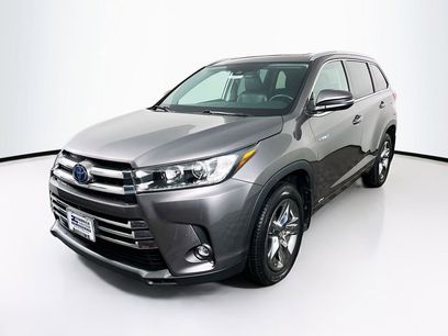 Used 2019 Toyota Highlander Limited Platinum