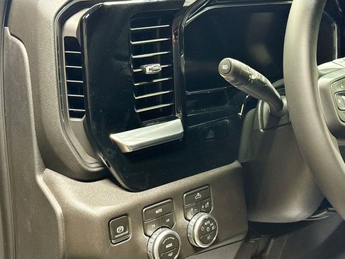 New 2026 GMC Sierra 1500 Elevation image 10