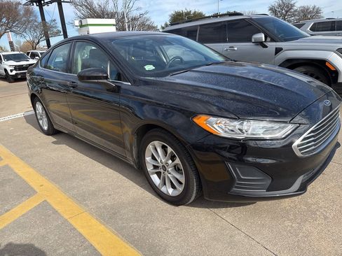 Used 2019 Ford Fusion SE image 5