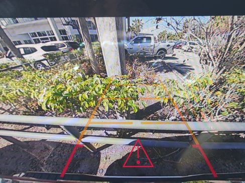 Used 2023 GMC Sierra 1500 AT4 image 21