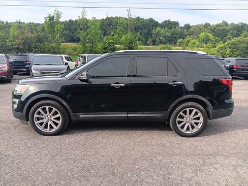Used 2016 Ford Explorer Limited AWD/4WD image 2