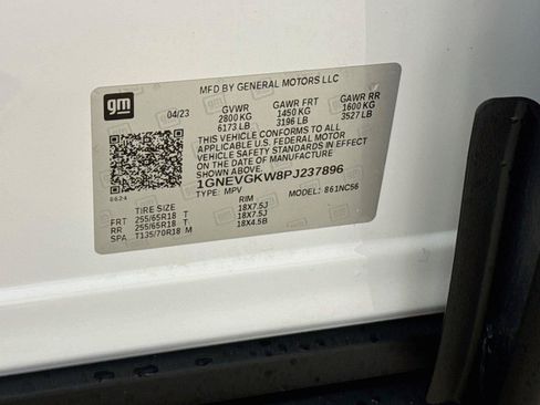 Used 2023 Chevrolet Traverse LT w/ LPO, Floor Liner Package AWD/4WD image 22