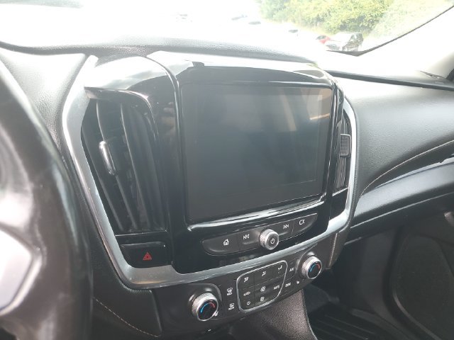 Used 2020 Chevrolet Traverse LT AWD/4WD image 15