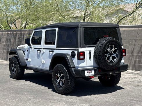 Used 2022 Jeep Wrangler Unlimited Rubicon AWD/4WD image 6