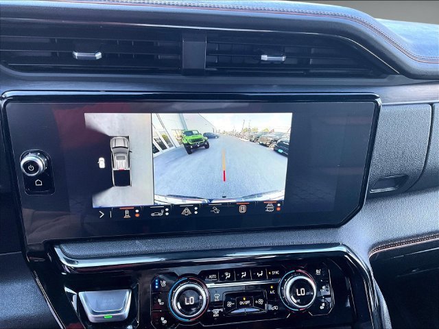 Used 2024 GMC Sierra 1500 AT4 w/ Technology Package AWD/4WD image 19