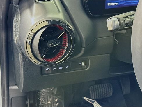 New 2026 Chevrolet Equinox EV RS image 5