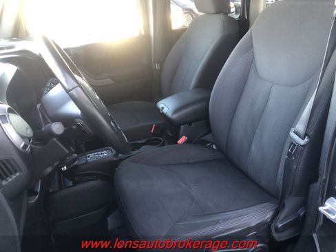 Used 2017 Jeep Wrangler Unlimited Sport w/ Quick Order Package 24S image 12