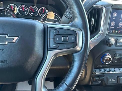 Used 2021 Chevrolet Silverado 1500 LT Trail Boss w/ Convenience Package II AWD/4WD image 30