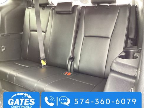 Used 2025 Toyota Highlander XSE AWD/4WD image 17