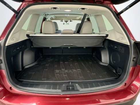 Used 2023 Subaru Forester Limited image 31
