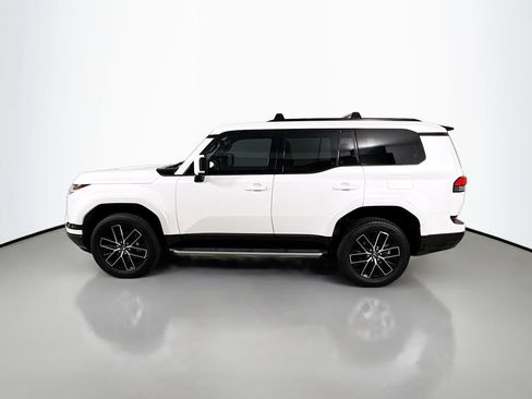 Certified 2025 Lexus GX 550 w/ Accessory Package (2T) AWD/4WD image 8