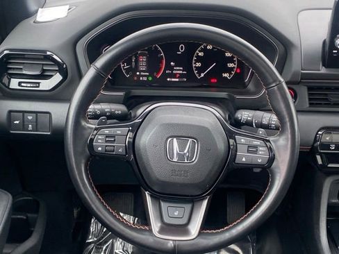 Certified 2023 Honda Pilot TrailSport image 18