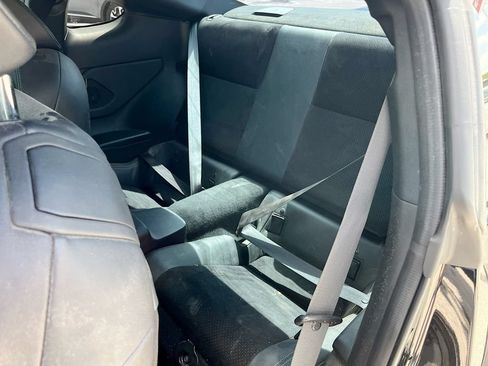 Used 2024 Toyota GR86 Premium RWD image 23