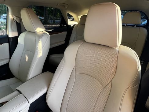 Certified 2021 Lexus RX 450h AWD w/ Premium Package image 18